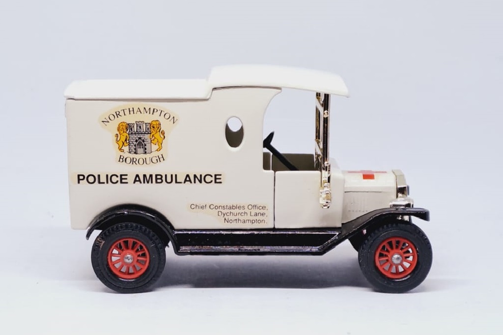 Northampton Borough police Ambulance (Creaks of Camberley - AC130)